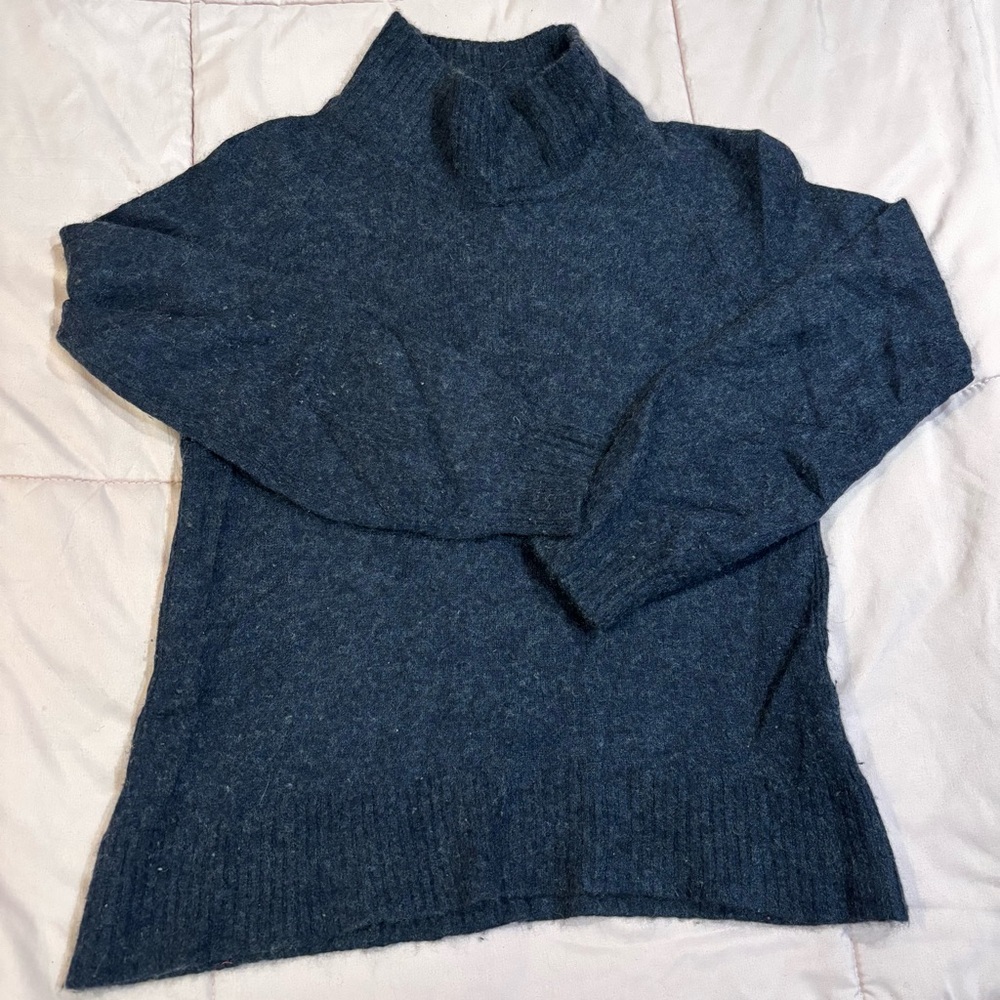 Peter millar sweater 42%merino 30%cashmere 28%polyamide